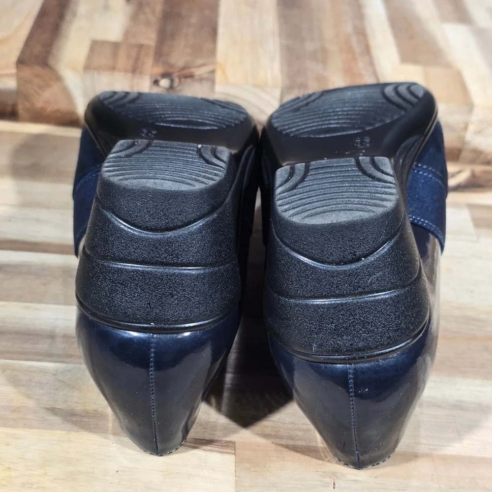 Soft Space Collection Women's Wedge Loafers Blue Suede Patent Size 35 EU Comfort